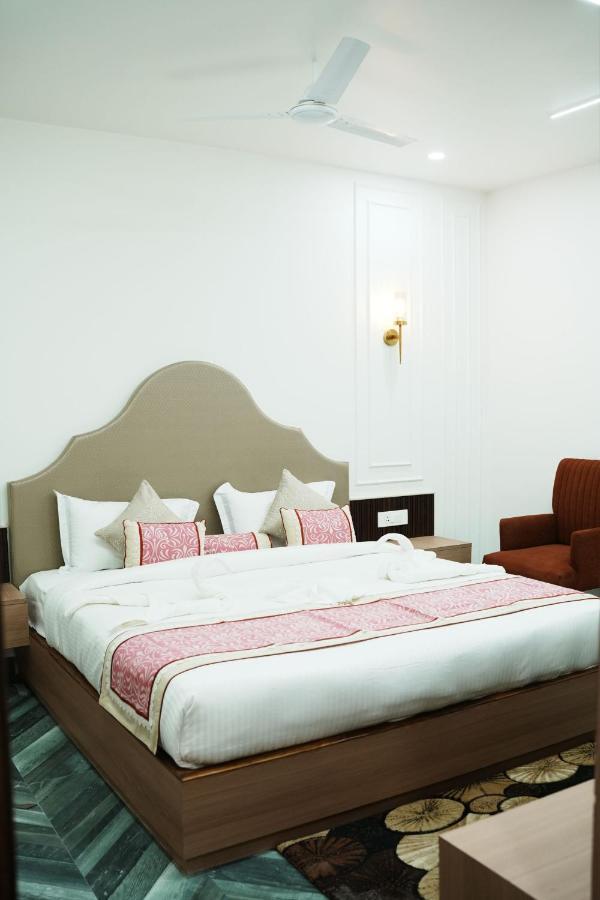 Hotel Anaya Retreat Varanasi Esterno foto