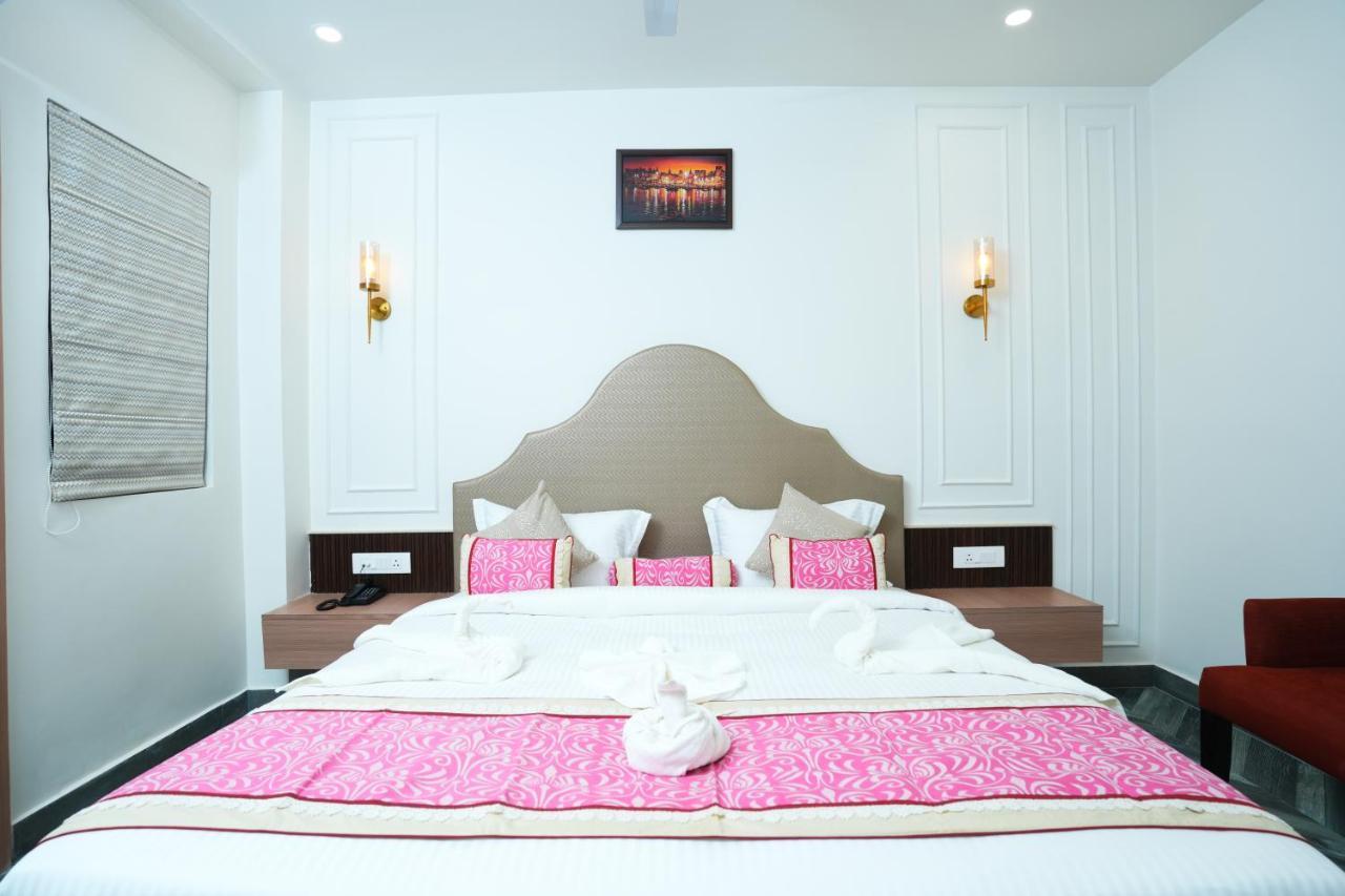 Hotel Anaya Retreat Varanasi Esterno foto