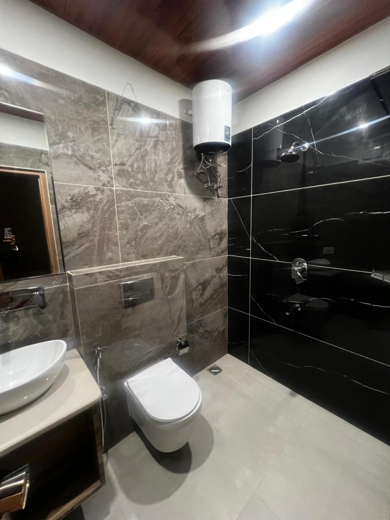 Hotel Anaya Retreat Varanasi Esterno foto