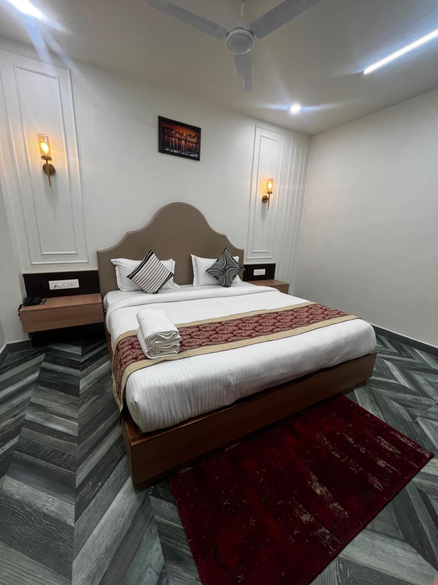 Hotel Anaya Retreat Varanasi Esterno foto
