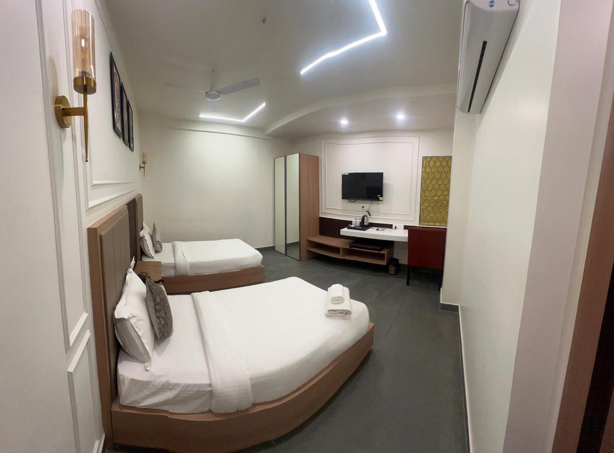 Hotel Anaya Retreat Varanasi Esterno foto