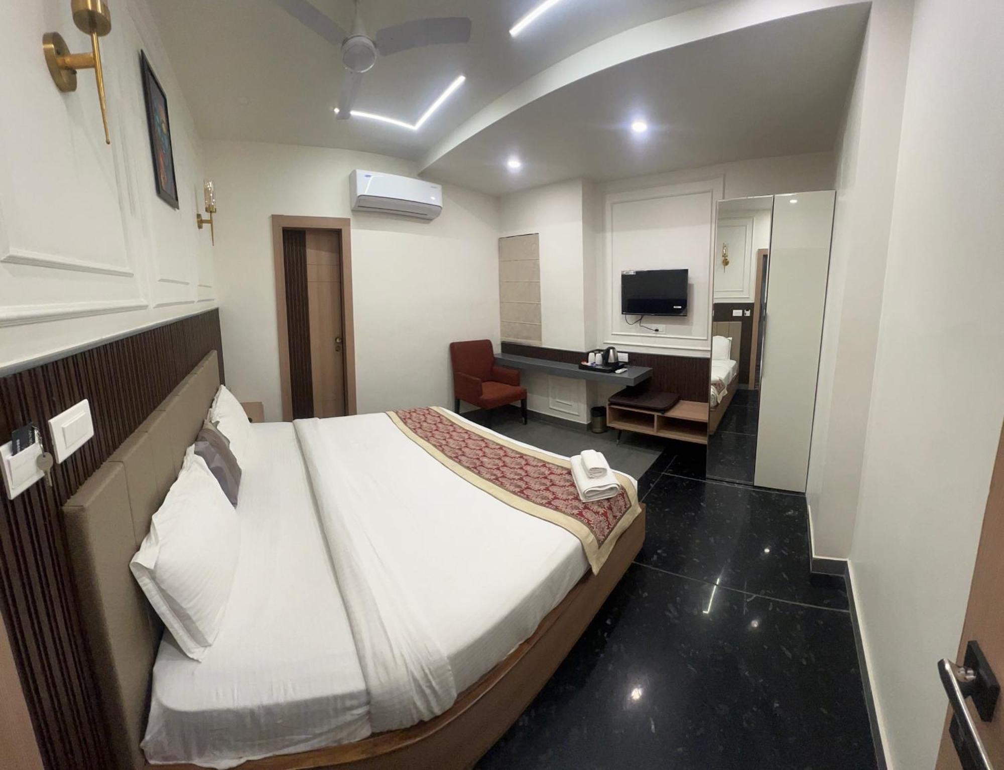 Hotel Anaya Retreat Varanasi Esterno foto